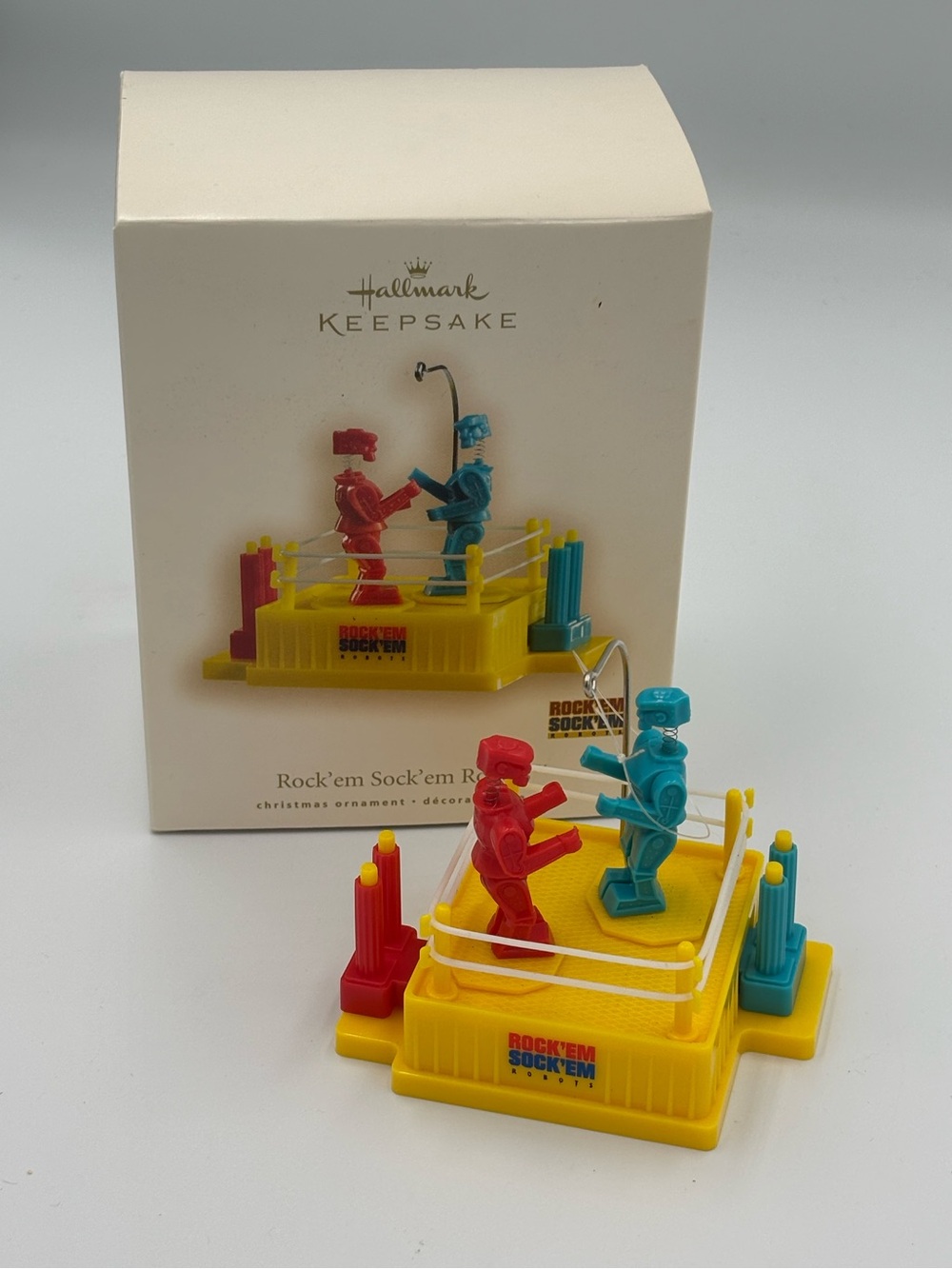 2007 Hallmark Keepsake Rock'em Sock'em Robots Christmas Ornament with Box